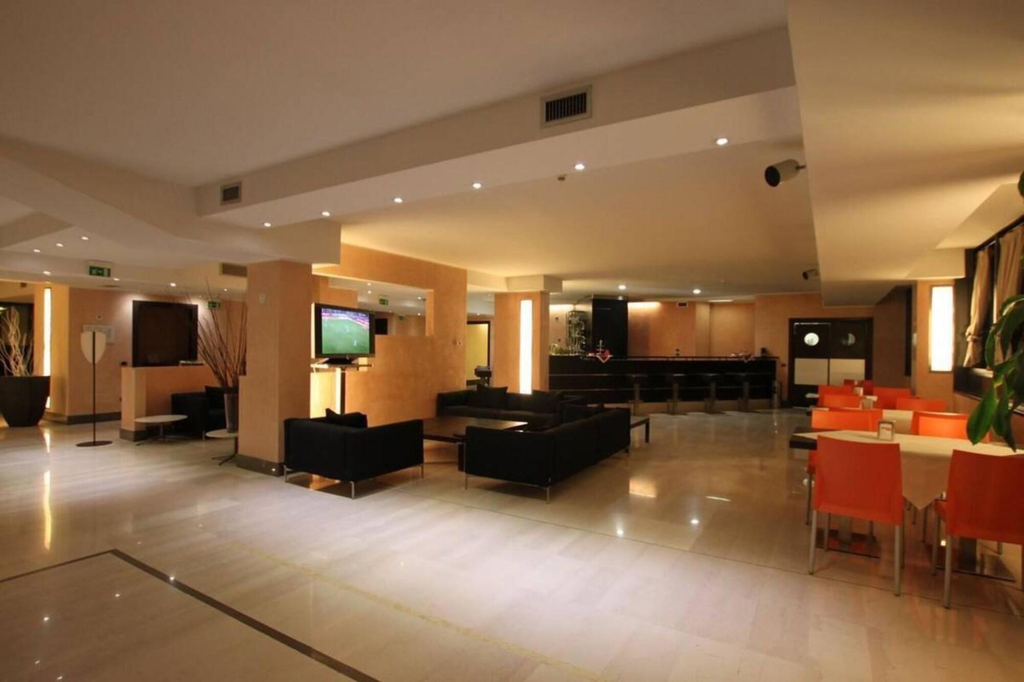 Golf Hotel Lainate Exterior foto
